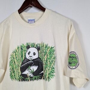 World Wildlife Fund Shirt Panda Eating Bamboo Adult XL WWF 90s Vtg Nature A074